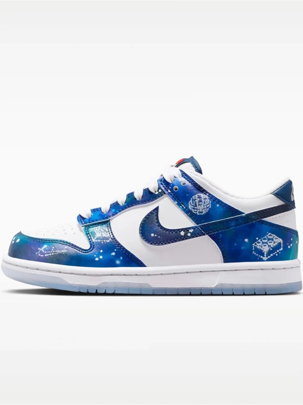 Nike playful galaxy